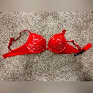 *NEW* Bombshell Victoria Secret PushUp Bra